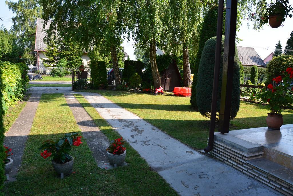 Rozsa Nyaralohaz Villa Balatonboglar Ngoại thất bức ảnh